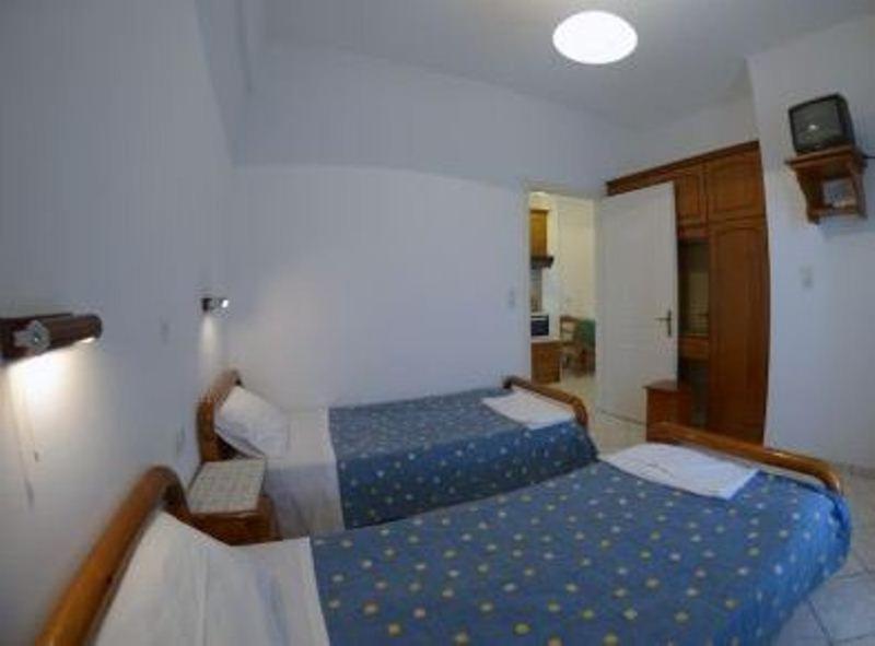 Villa Leonidas Agios Stefanos Avliotes  Luaran gambar